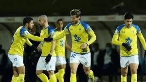 [图]戈登23+6字母哥31+8+11 掘金主场险胜雄鹿